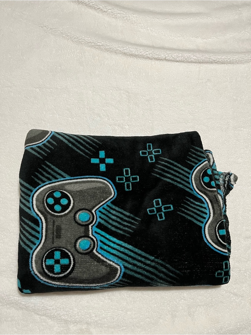Plush Gamer Controller Throw Blanket - Black & Teal-65”x45”
